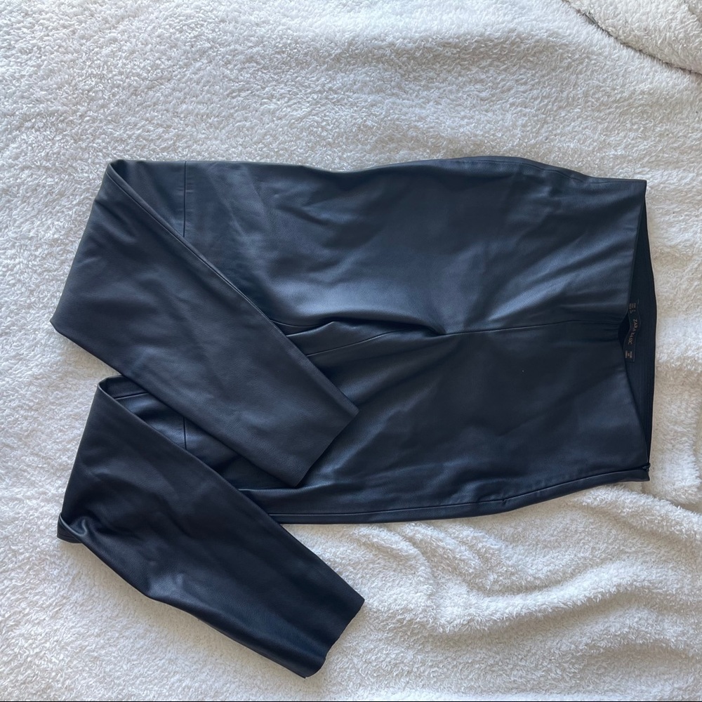 Zara Faux Leather leggings